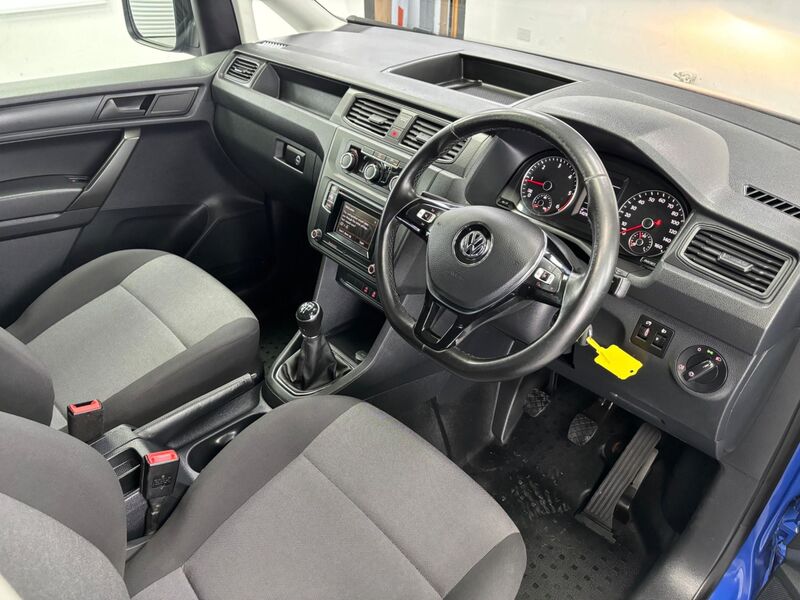 VOLKSWAGEN CADDY