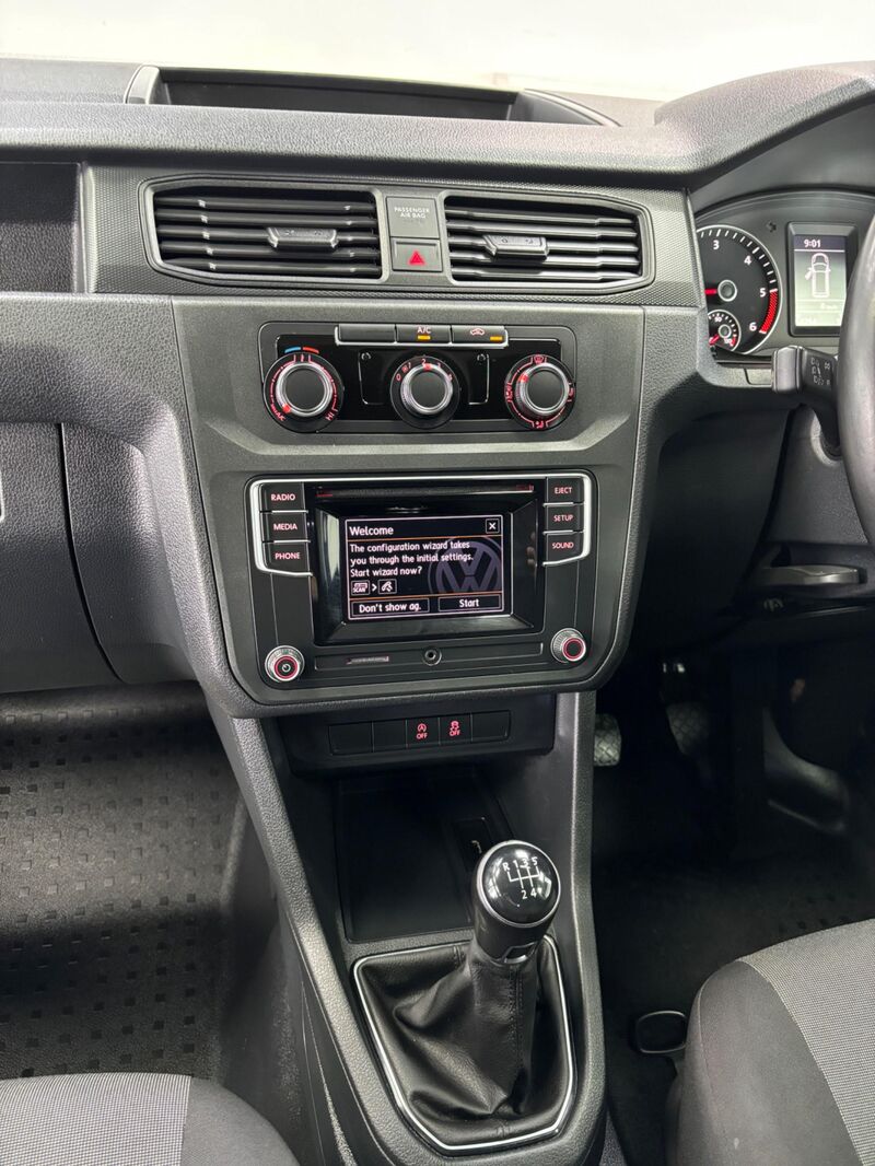 VOLKSWAGEN CADDY