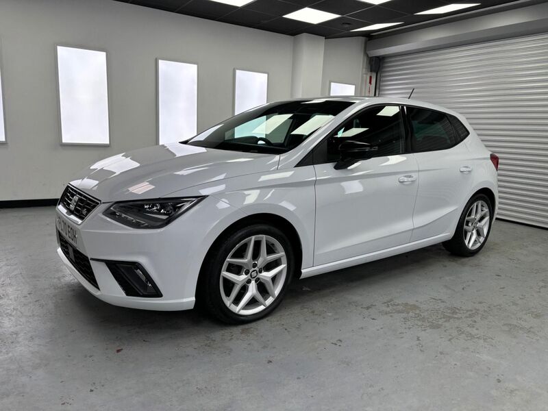 SEAT IBIZA