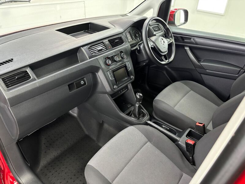 VOLKSWAGEN CADDY