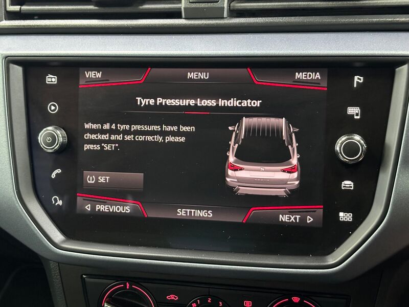 SEAT ARONA