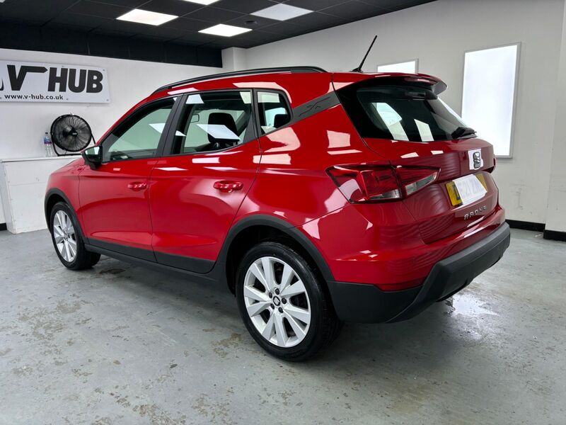 SEAT ARONA