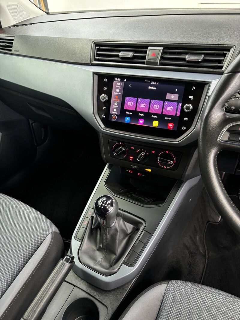 SEAT ARONA