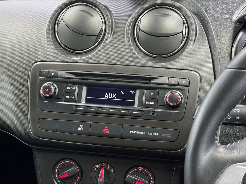 SEAT IBIZA