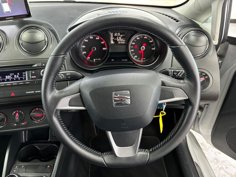 SEAT IBIZA
