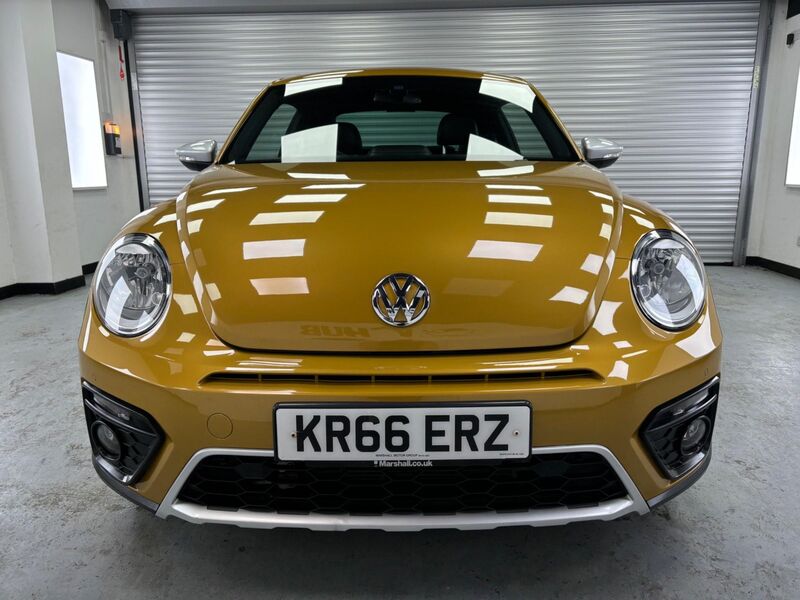 VOLKSWAGEN BEETLE