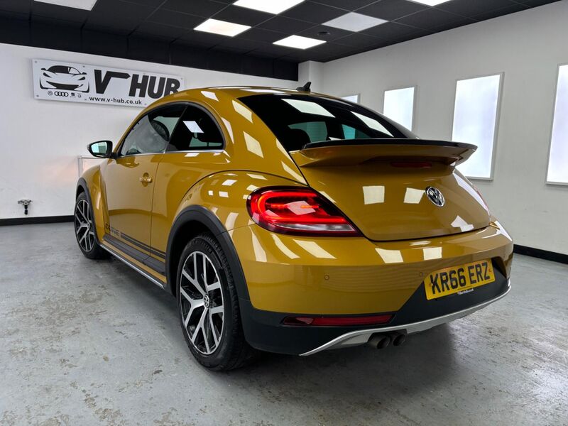 VOLKSWAGEN BEETLE