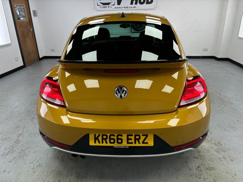 VOLKSWAGEN BEETLE