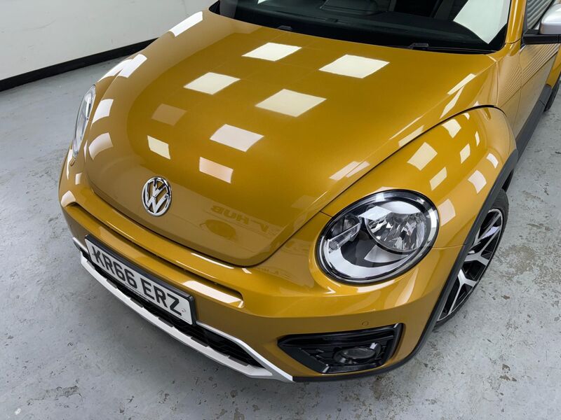 VOLKSWAGEN BEETLE