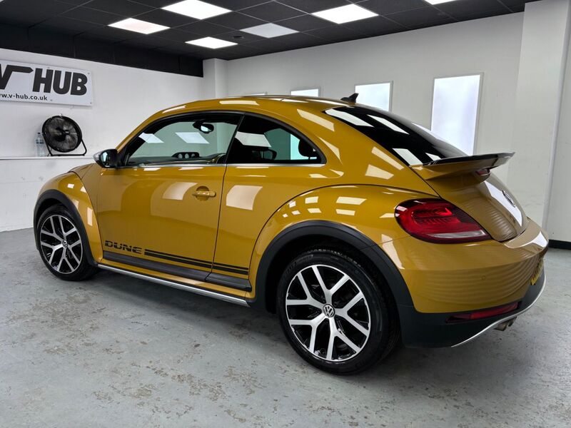 VOLKSWAGEN BEETLE