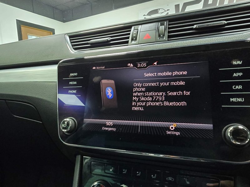SKODA SUPERB