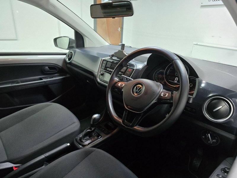 VOLKSWAGEN E-UP!