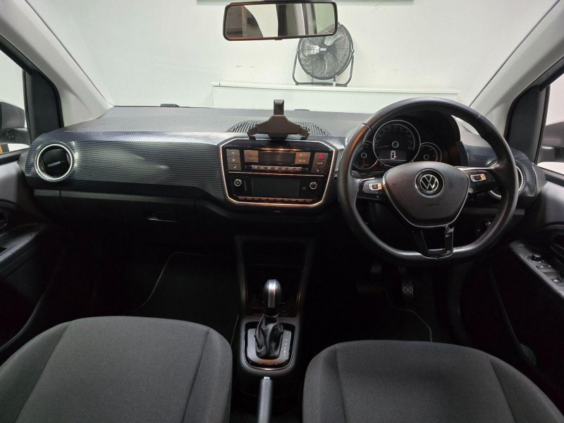 VOLKSWAGEN E-UP!