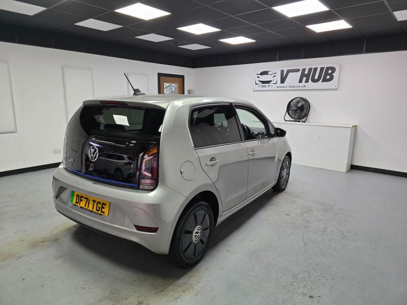 VOLKSWAGEN E-UP!