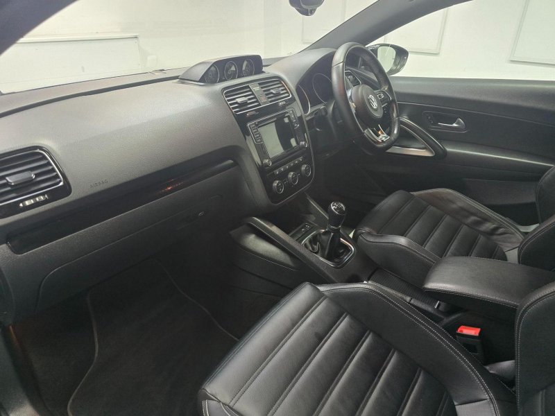 VOLKSWAGEN SCIROCCO